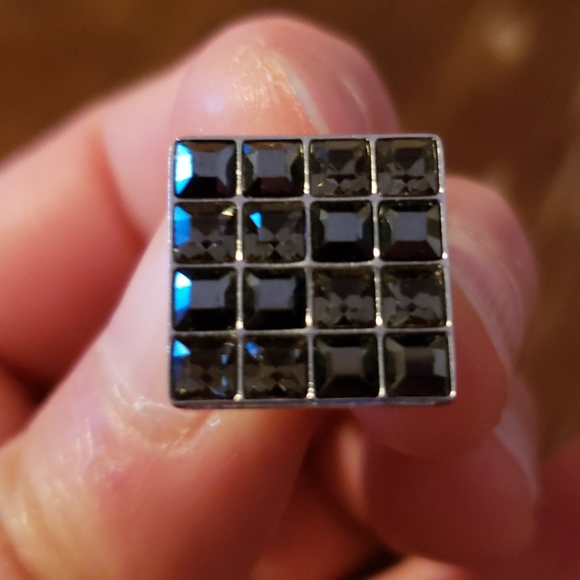 Swarovski black crystal cufflinks - Picture 4 of 4